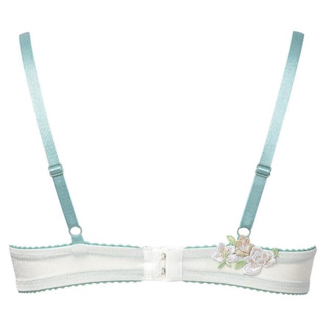 サルート Salute 16グループ 16G ブラジャー プッシュアップブラ 3/4