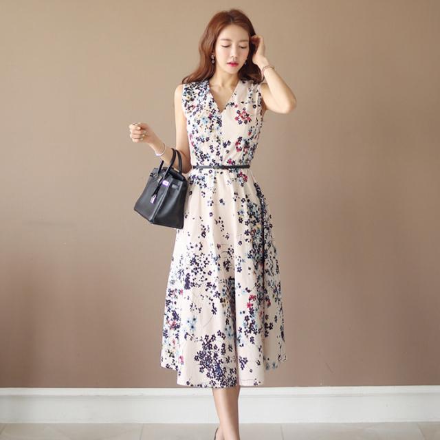 ノースリーブ花柄フレアワンピース フレアワンピース 花柄ワンピース ワンピース フレア ハイウエスト 花柄 ベルト付きの通販はau Pay マーケット ココローズ