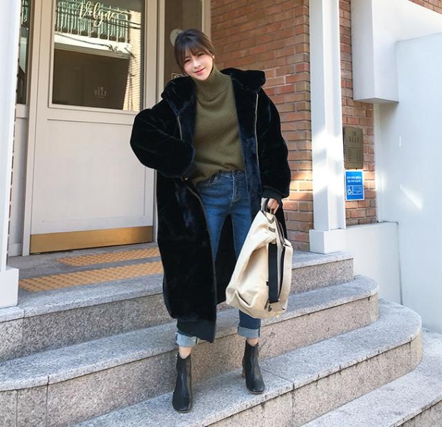 もこもこ ボア ロングコート ブルゾン ジャケット アウター ゆったり 大きいサイズ 黒 冬 オーバーサイズ 防寒 暖か ファー レディースの通販はau Pay マーケット An Allure レディース ファッション