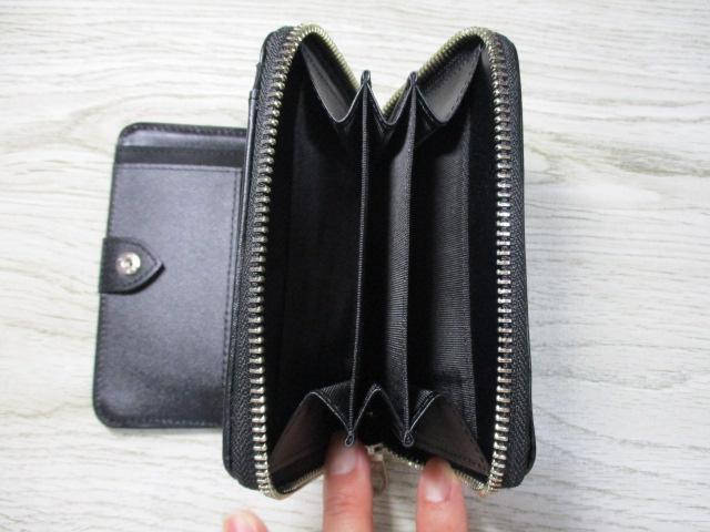 紙入れ レディース 二つ折り ラウンド Kuromi クロミ ブランド名 本革 サンリオ 堅苦しさ品 「黒いこと」 キティ 87130 おまけ付き添い人