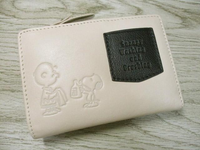 おせっかい 紙入れ レディース 二つ折り L字ラウンド SNOOPY 本革  Washing 絵図面 好いたらしい 73480 おまけ付き添い人 日毎夜毎送りとどける