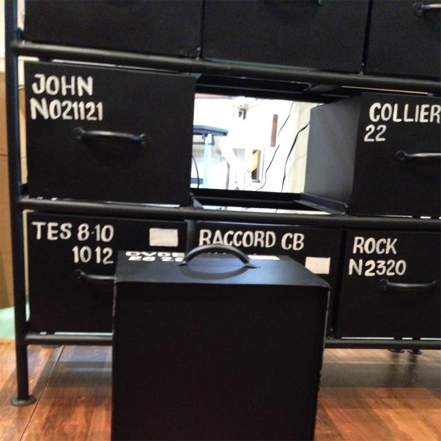 MSG 9杯引出チェスト BK　(3段 収納棚 大容量 ボックス 箱 タンス 金属 インテリア シンプル スタイリッシュ クール カッコイイ おしゃれ 男前 大人 ブラック 黒 W85 幅85cm H80 高さ80cm)_4