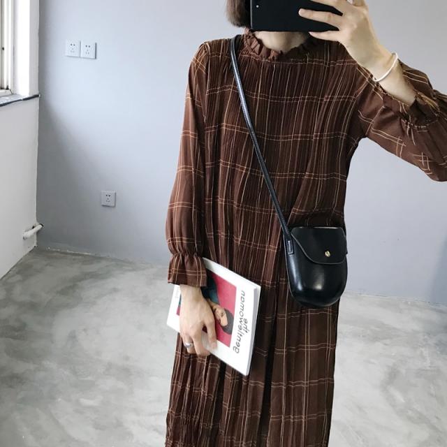 4色展開 シャーリングワンピース 秋 新作 ワンピース プチハイネック ハイネック ワンピース チェック Aラインワンピース 193 460の通販はau Pay マーケット ヴァリエンテヒロ