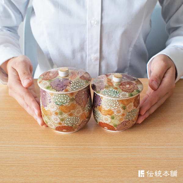 送料無料」 九谷焼 蓋付夫婦湯呑 花詰 ペア 木箱入り ( 木箱名入れ有料