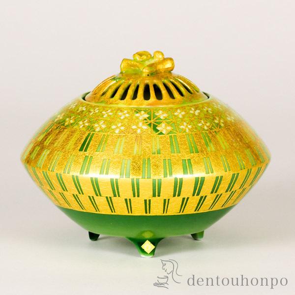 「送料無料」 九谷焼 香炉 金箔釉彩 4号 ( 木箱名入れ有料 木札名入れ有料 お香 線香 リラックス 仏具 人気 九谷焼 周年 創立 上場 )の通販は 110,000円