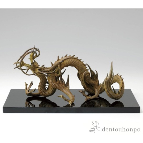 「送料無料」 蝋型鋳銅 攀龍 木製塗板付き ( 木札名入れ有料 子 辰 龍 午 丑 高岡銅器 結婚 出産 内祝い 引き出物 )の通販は 192,500円