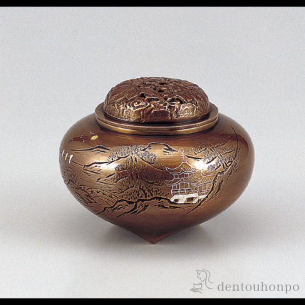 「送料無料」 銅製 平型楼閣山水香炉 山吹色 ( お香 線香 リラックス 仏具 人気 高岡銅器 周年 創立 上場 竣工 上場 竣工 開店 )