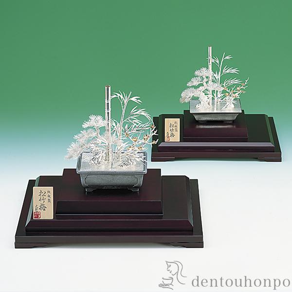 純銀製 末広 松竹梅 森之作 銀置物 在銘 ガラスケース付 工芸品 木製 扇 純銀製 末広 松竹梅 森之作 銀置物 在銘 ガラスケース付 工芸品 木製