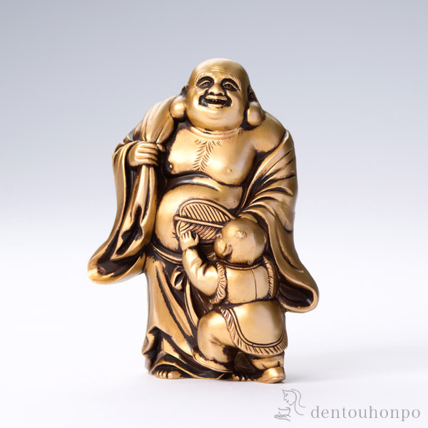 七福神 布袋 シルキーゴールド ( 木札名入れ有料 初任給 プレゼント 父の日 早割 恵比寿 大黒 宝船 置物 幸運 高岡銅器 結婚 )