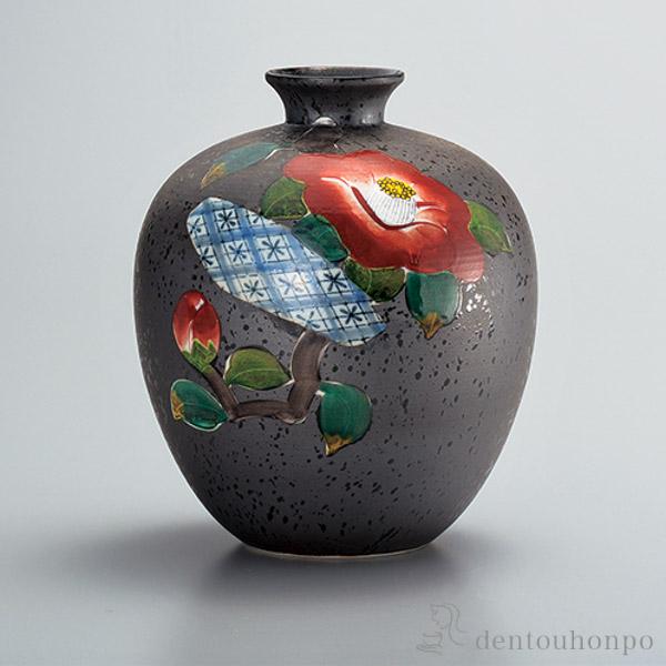 「送料無料」 花瓶 黒釉山茶花 6号 ( 木札名入れ有料 退職祝い 定年 ガラス フラワーベース 花器 一輪挿し おすすめ 九谷焼 周年 )の通販は