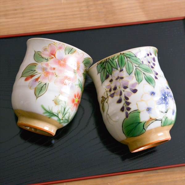 「送料無料」 組湯呑 花移ろい ペア ( 名入れ有料 湯呑み 湯のみ セット 湯飲み おすすめ セット 清水焼 京焼 結婚 出産 )の通販は 22,484円