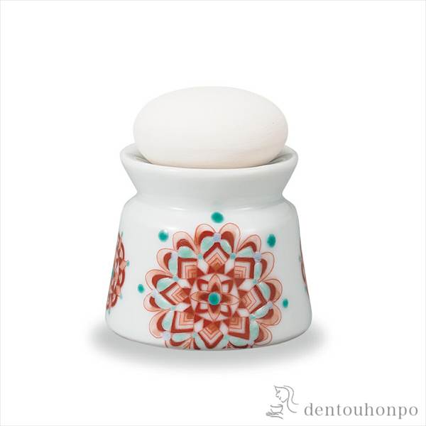 「送料無料」 アロマストーン 赤絵丸紋 ( 退職祝い 定年 お香立て インセンス インテリア 雑貨 香皿 九谷焼 結婚 出産 内祝い 引き出物 )の通販は 5,283円