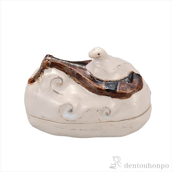 「送料無料」 香合 福神の巳 ( 退職祝い 定年 巳 蛇 へび 十二支 干支 2025年 開運 九谷焼 結婚 出産 内祝い 引き出物 )の通販は