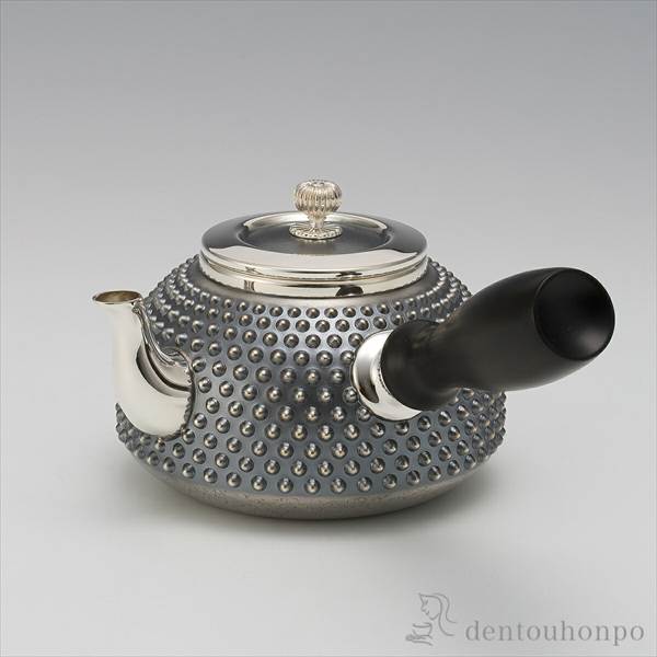 ⑥☆特選♡贈答品☆1.5kg超【GIFT♡箱入り10石☆クリスタルカルサイト】♡