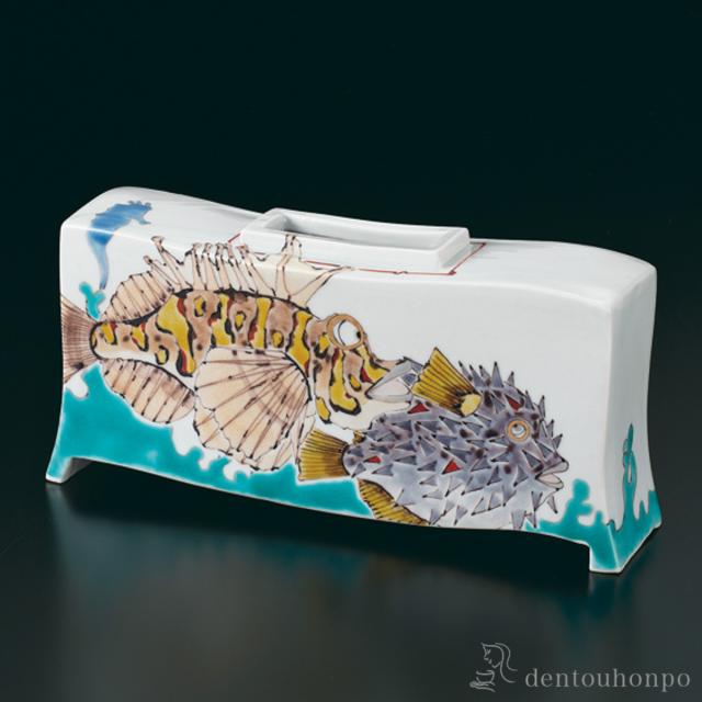「送料無料」 花器 魚紋 ( 木箱名入れ有料 木札名入れ有料 ガラス フラワーベース 花器 一輪挿し おすすめ 九谷焼 周年 創立 上場 竣工 )