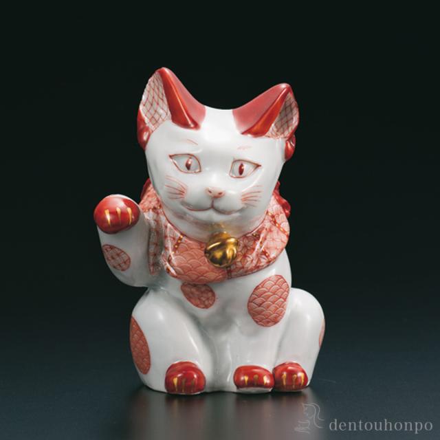 「送料無料」 招き猫 赤絵細描丸紋 4号 ( 木箱名入れ有料 木札名入れ有料 置物 幸運 開運 まねきねこ 風水 九谷焼 結婚 出産 )