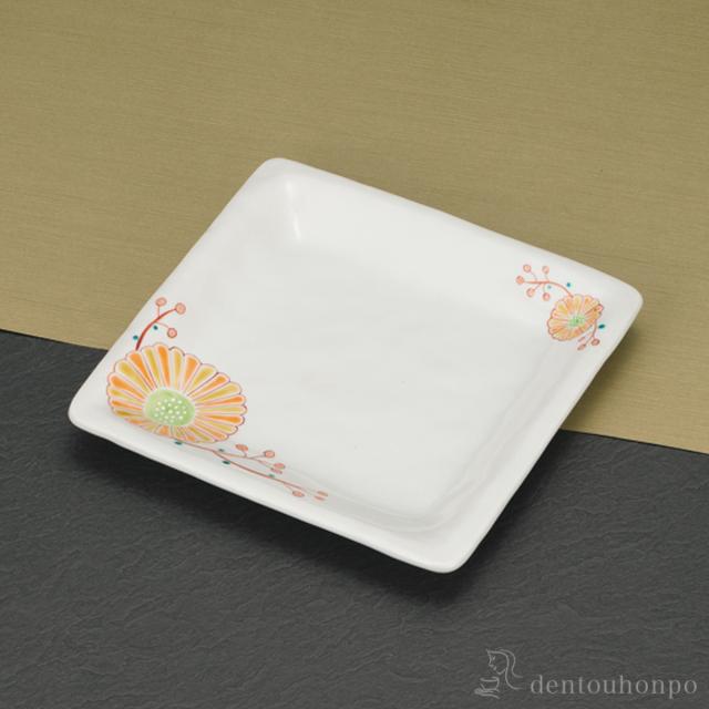 盛皿 華吉祥 8.8号 ( 初任給 プレゼント 母の日 盛皿 プレート テーブルウェア 食器 パーティー 九谷焼 結婚 出産 内祝い 引き出物 )