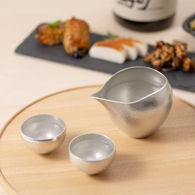 「送料無料」 まどか 酒器セット 片口1個・ぐい呑2個 ( 能作 名入れ有料 初任給 プレゼント 父の日 早割 酒器 日本酒 冷酒 )