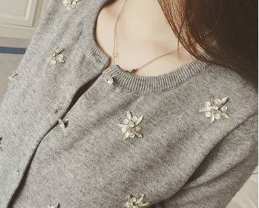 ビジュー カーディガン ニット カーディガン 春ニット 春服 秋服 冬服 レディース トップス アウター デート服 韓国 ファッションの通販はau Pay マーケット Aeka Clothet