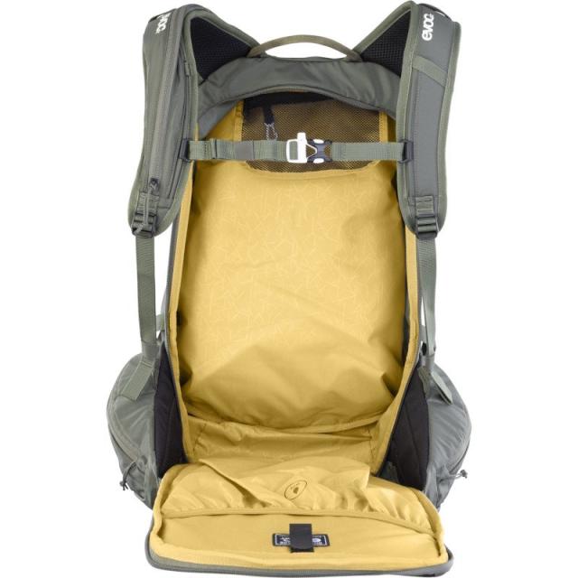 25-26 EVOC イーボック LINE30 ライン30 カラー ダークオリーブ