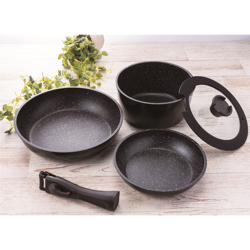 ヤマダオリジナル フライパン5点セット YFS1806の通販は 5,478円