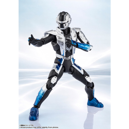 バンダイスピリッツ S．H．Figuarts ギャバン・ブシドー ／超宇宙刑事ギャバン インフィニティ_2
