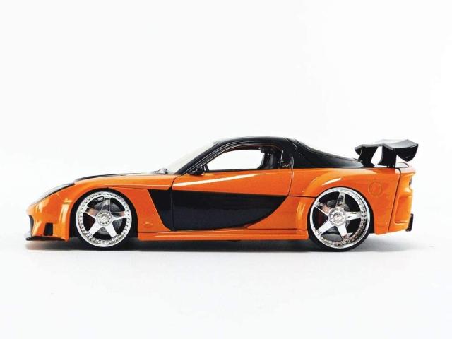 Jada Toys ミニカー 1 24サイズ Fast Furious Han S Mazda Rx 7 ワイルド スピード 並行輸入品の通販はau Pay マーケット はっぴースマイル