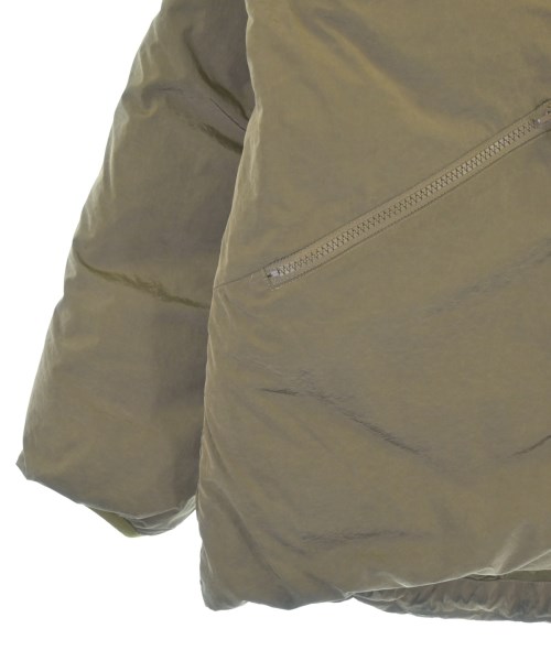 White Mountaineering ホワイトマウンテニアリング ダウンジャケット/ダウンベスト メンズ 【古着】【中古】_4
