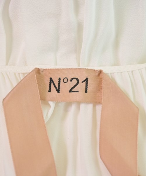 273119802_2