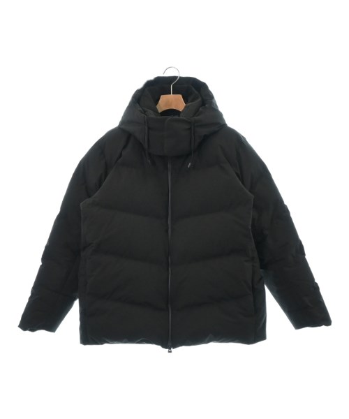DESCENTE(デサント)ブラックファー付きダウンベスト