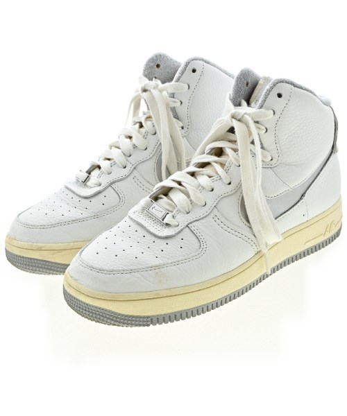 NIKE ナイキ スニーカー レディース 【古着】【中古】の通販は 5,800円