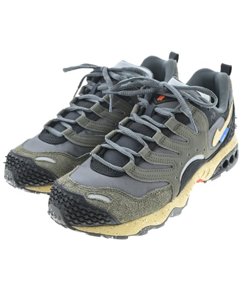 UNDEFEATED アンディフィーテッド スニーカー メンズ 【古着】【中古】