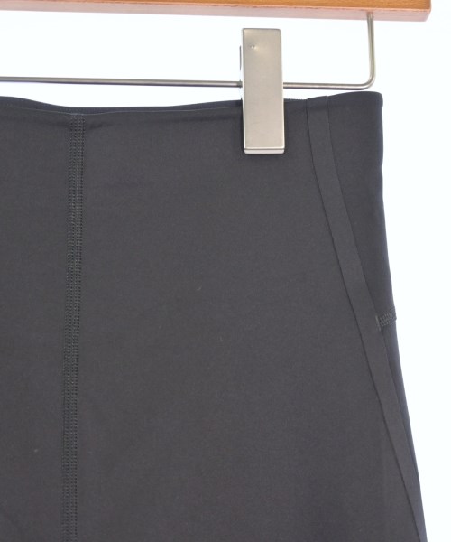 LOEWE ロエベ ショートパンツ レディース 【古着】【中古】_4