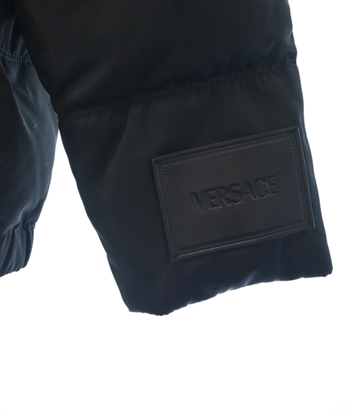 VERSACE ヴェルサーチ ダウンジャケット/ダウンベスト メンズ 【古着】【中古】