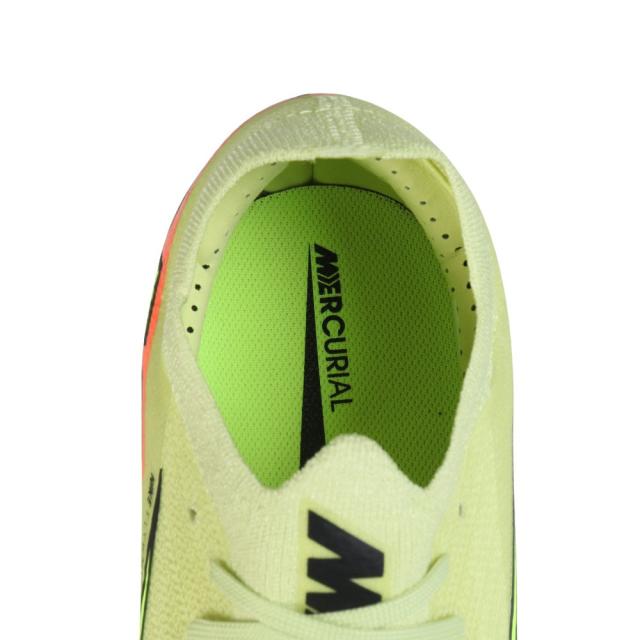 ナイキ(NIKE)サッカースパイク 人工芝用 マーキュリアル ヴェイパー 16