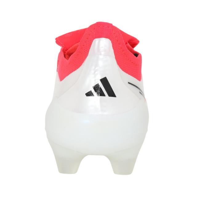 アディダス(adidas)サッカースパイク 土・人工芝グラウンド用
