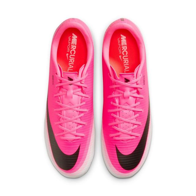 ナイキ(NIKE)サッカースパイク マーキュリアル ヴェイパー 17