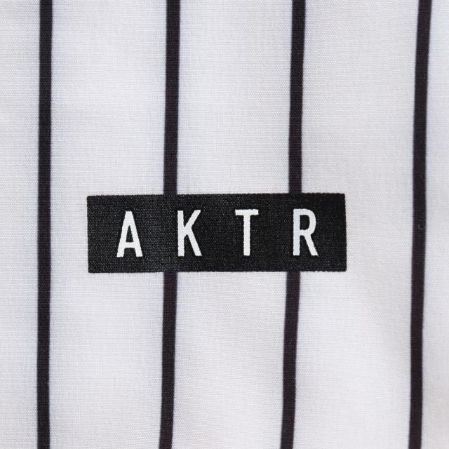 新品未使用　AKTR バスパン　ホワイトストライプ アクター（AKTR）（メンズ）バスパン バスケットボールウェア