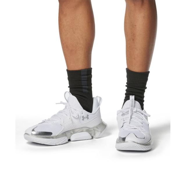 アンダーアーマー(UNDER ARMOUR)バスケ シューズ バッシュ フロー