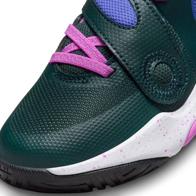 ナイキ(NIKE)ジュニアバスケットシューズ バッシュ チーム
