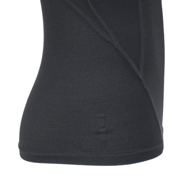 Under Armour UA アイソチル ロングスリーブ プラックM 2枚 Under Armour UA アイソチル ロングスリーブ プラックM 2枚
