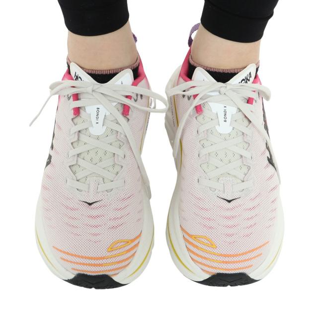 【レディース】HOKA　ボンダイＸ　ランニングシューズ　 1113513BWHT HOKA ONEONE 送料無料 ホカ ランニングシューズ レディース