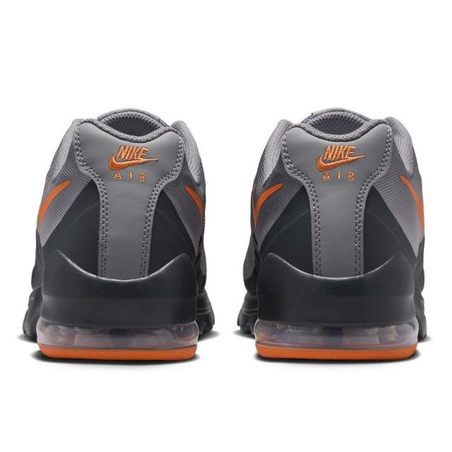 ナイキ(NIKE)スニーカー スポーツシューズ エア マックス インビガー グレー ブラック 749680-009(Men’s)_3