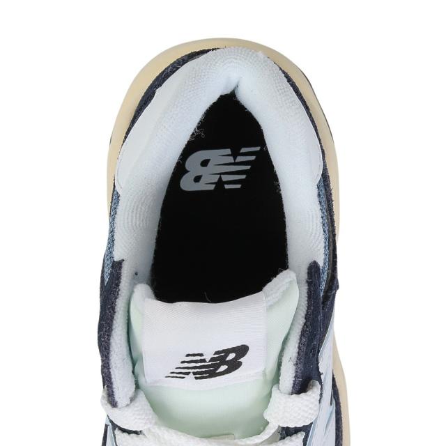 ニューバランス(new balance)スニーカー スポーツシューズ 57/40