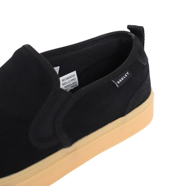 オークリー(OAKLEY)スニーカー Banks スリッポン FOF100554-02E