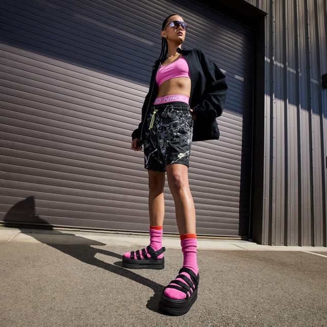 ナイキ(NIKE)スポーツサンダル ウィメンズ アイコンクラシックサンダル