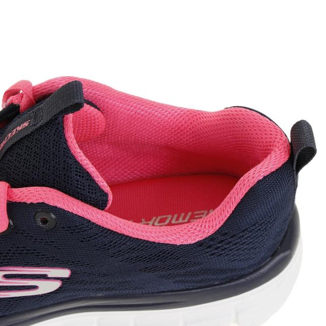 skechers get connected