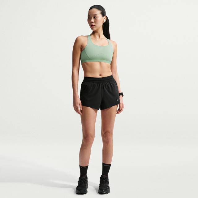 【ポイント5％！5/3 21:00〜22:59限定】ナイキ(NIKE)スウィフト ブリーズ ランニングショートパンツ インナー付き IF1679-010(Lady’s)_3
