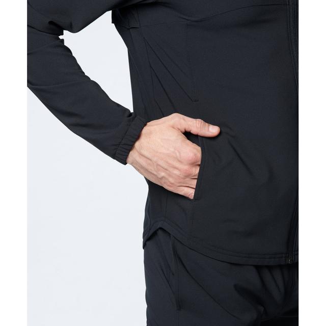アンダーアーマー(UNDER ARMOUR)軽量 スポーツウェア フレッシュ
