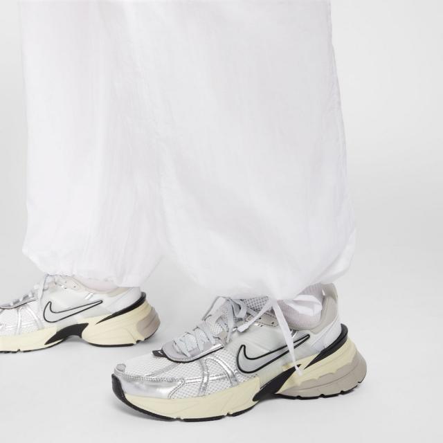 ナイキ(NIKE)スポーツウェア ハイウエスト ウーブン カーゴ